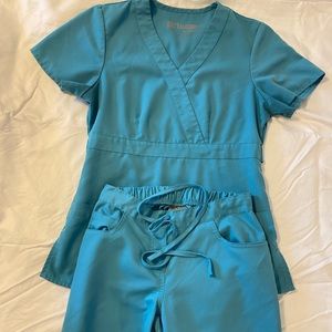 Light Blue Grey’s Anatomy scrub set